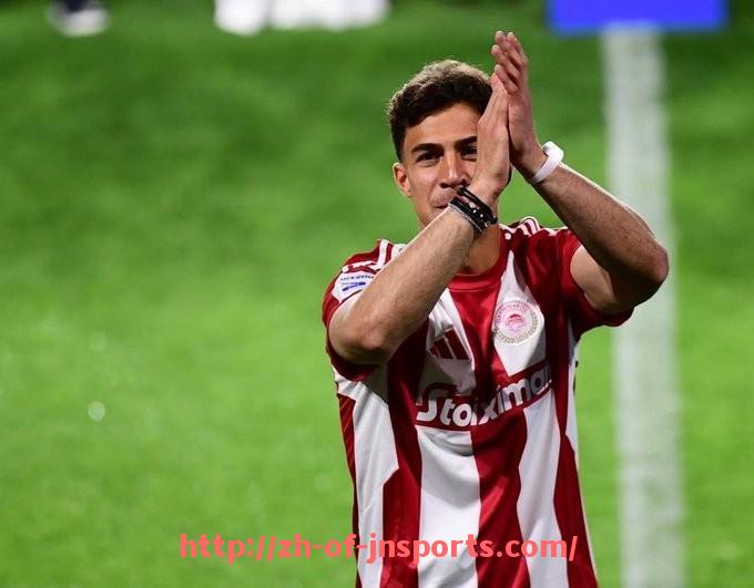 JN江南体育-2012年欧冠新浪专题:网络传播与用户互动趋势 JN江南体育-2012年欧冠新浪专题:网络传播与用户互动趋势